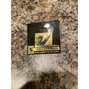 Peter David Eric Chavez 2001 AL Gold Glove Award collectible pin